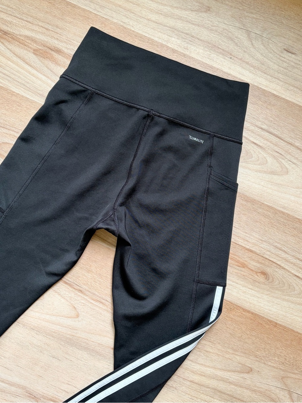 Adidas Women’s Climalite 3-Stripe Black Workout Legging Pants Size Small - Picture 5 of 5